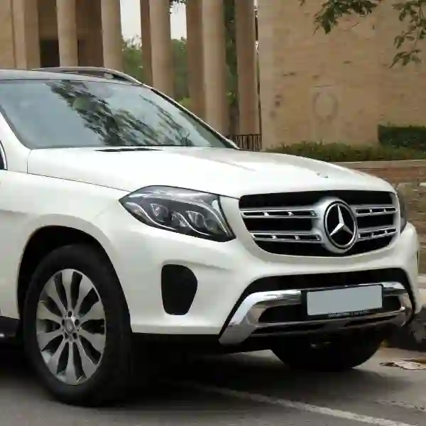 Benz GLS Car
