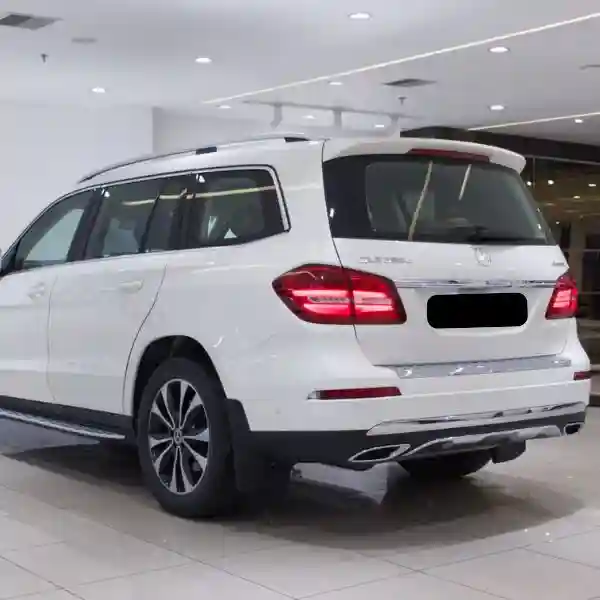 Benz GLS Car