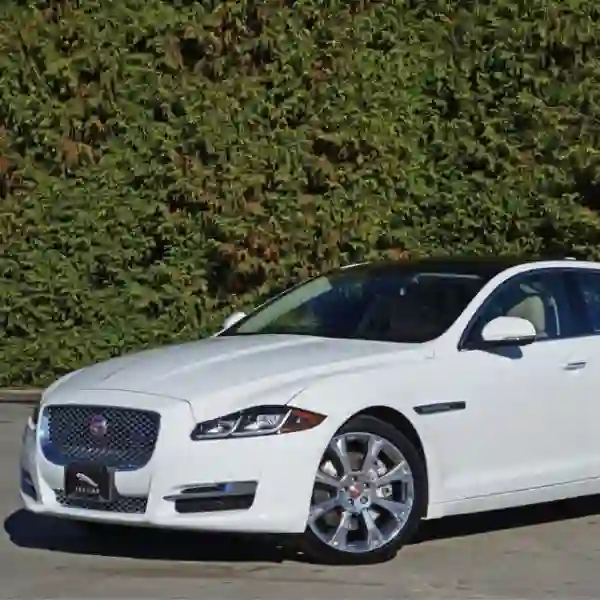 Jaguar XJL